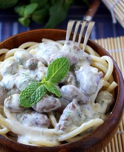 Куриные сердечки в сырно-горчичном соусе