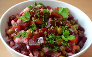 С зеленым горошком и ветчиной