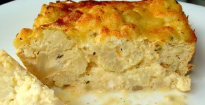 Запеканка с сыром и яйцами из цветной капусты