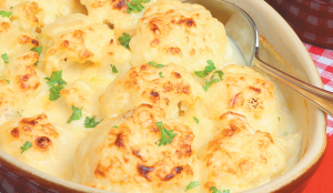 Запеченный омлет с яйцами и цветной капустой