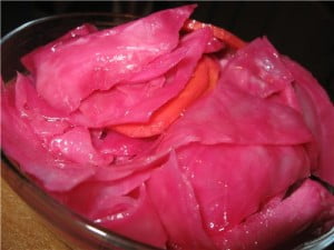 маринованная свекла с капустой