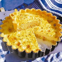 Киш с творогом и морковью
