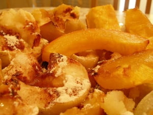 Тушеная тыква с яблоками