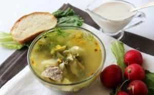 зелёный борщ с мясом