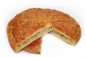 Пирог с куриной печенью