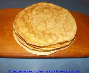 Ещё горячие блины смазать